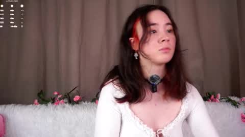 Snapshot of britthe chatting on 02/02/26, 11:31 Lina online show from 02/02/26, 11:31