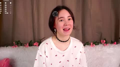 Snapshot of britthe chatting on 02/04/26, 11:38 Lina online show from 02/04/26, 11:38