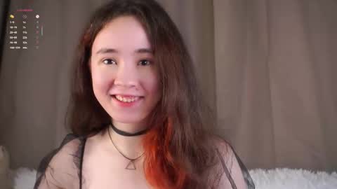 Snapshot of britthe chatting on 03/02/26, 11:28 Lina online show from 03/02/26, 11:28