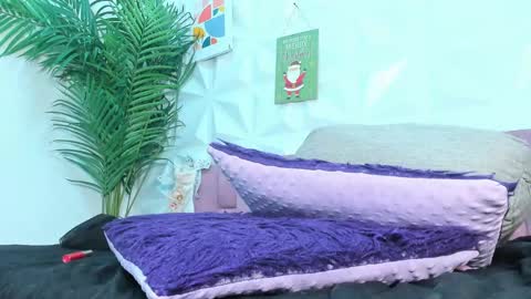 Snapshot of briyit_doll chatting on 01/07/25, 05:43 BRIYIT online show from 01/07/25, 05:43