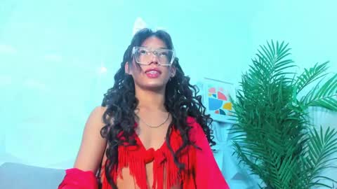 Snapshot of briyit_doll chatting on 01/11/25, 10:19 BRIYIT online show from 01/11/25, 10:19