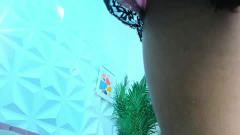 Snapshot of briyit_doll chatting on 01/25/25, 09:36 BRIYIT online show from 01/25/25, 09:36