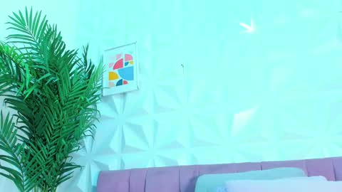 Snapshot of briyit_doll chatting on 01/31/25, 03:20 BRIYIT online show from 01/31/25, 03:20