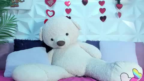 Snapshot of briyit_doll chatting on 03/24/26, 02:38 BRIYIT online show from 03/24/26, 02:38