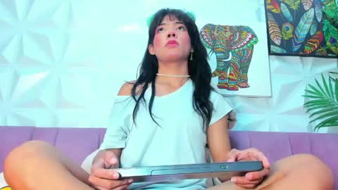 Snapshot of briyit_doll chatting on 06/09/26, 03:12 BRIYIT online show from 06/09/26, 03:12