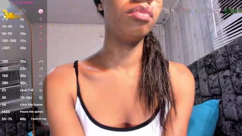 Snapshot of brizza_h033 chatting on 04/28/26, 10:26 BRISA online show from 04/28/26, 10:26