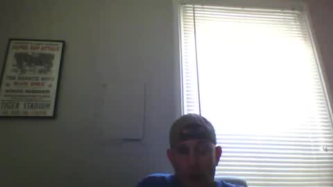 Snapshot of brodyb545755 chatting on 12/16/25, 04:56 brodyb545755 online show from 12/16/25, 04:56