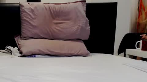 Snapshot of brodystone1 chatting on 12/17/24, 11:27 BrodyStone online show from 12/17/24, 11:27