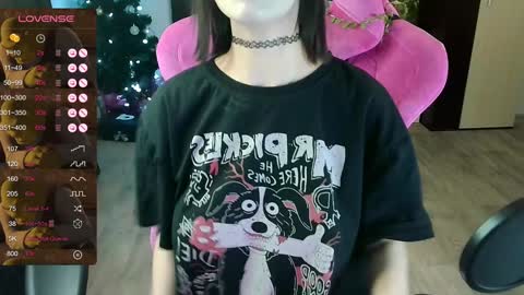 Snapshot of broodmommyy3 chatting on 01/08/25, 10:37 Martha online show from 01/08/25, 10:37