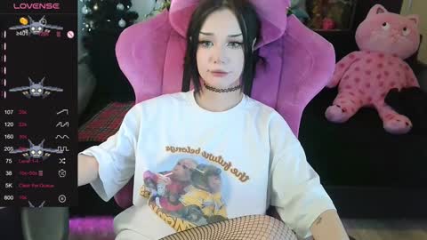 Snapshot of broodmommyy3 chatting on 02/08/25, 06:54 Martha online show from 02/08/25, 06:54