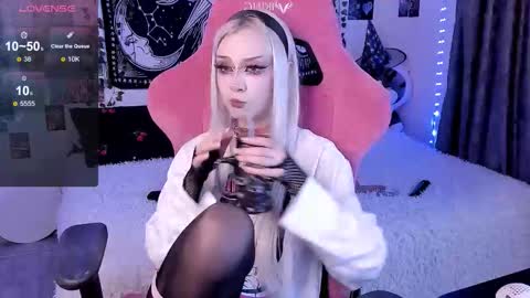 Snapshot of broodmommyy3 chatting on 10/24/25, 10:55 Martha online show from 10/24/25, 10:55