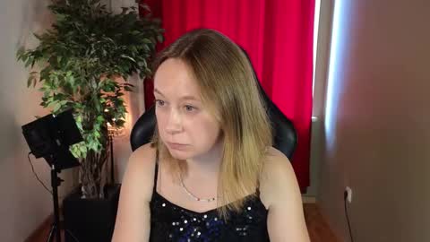 Snapshot of brooke_evans_ chatting on 09/10/25, 12:38 Brooke online show from 09/10/25, 12:38
