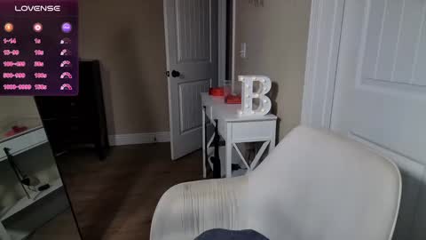 brookebee online show from 12/20/24, 01:03