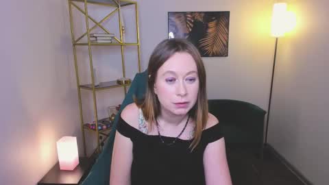 Snapshot of brookedamon chatting on 11/28/25, 04:04 Lady Brooke online show from 11/28/25, 04:04