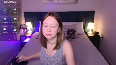 Snapshot of brookedamon chatting on 12/05/25, 09:00 Lady Brooke online show from 12/05/25, 09:00