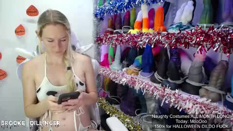 Brooke1993 online show from 10/24/25, 12:30