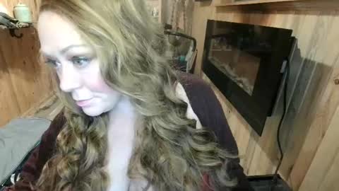 Snapshot of brookeride chatting on 01/06/26, 12:42 BrookeRide online show from 01/06/26, 12:42