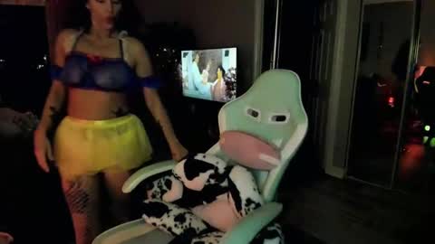 Snapshot of brookesummerxo chatting on 10/31/25, 03:07 Brooke Summer xo online show from 10/31/25, 03:07