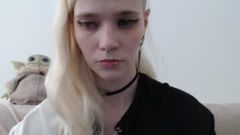 Snapshot of brookewylde_20 chatting on 06/12/26, 03:44 brookewylde_20 online show from 06/12/26, 03:44
