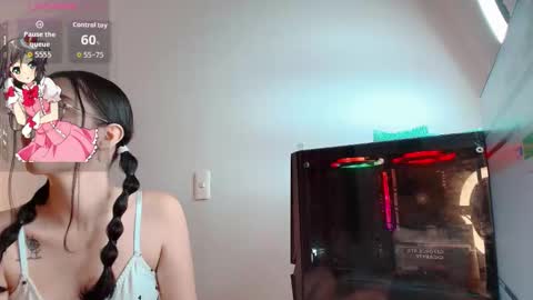 Brook Loves online show from 11/10/25, 09:14