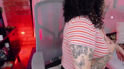 Snapshot of broonte chatting on 05/15/26, 11:23 Miss online show from 05/15/26, 11:23