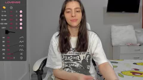 Snapshot of broosnica1 chatting on 03/07/26, 09:06 broosnica1 online show from 03/07/26, 09:06