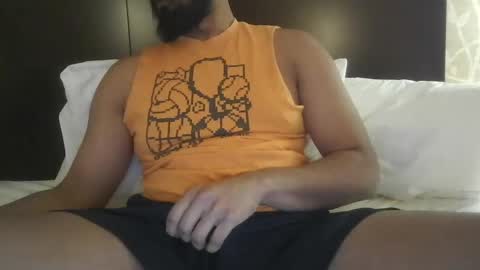 brownbd32 online show from 02/03/25, 12:58