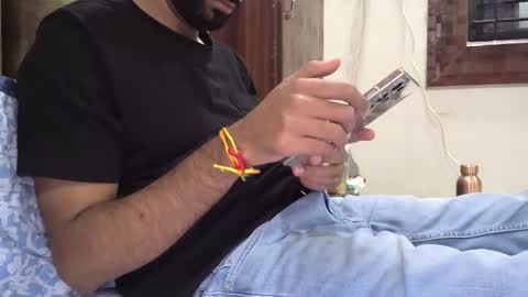 brownie_cake online show from 11/18/25, 01:04