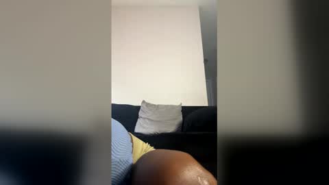 brownnnjuicy online show from 12/17/25, 02:12