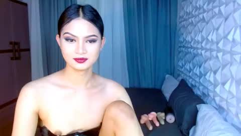 Snapshot of brownsausageroberta chatting on 02/02/25, 08:57 Roberta GODDESS OF PLEASURE AND SEXUALDESIRE online show from 02/02/25, 08:57