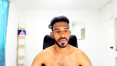 bruce_1111 online show from 09/23/25, 08:12