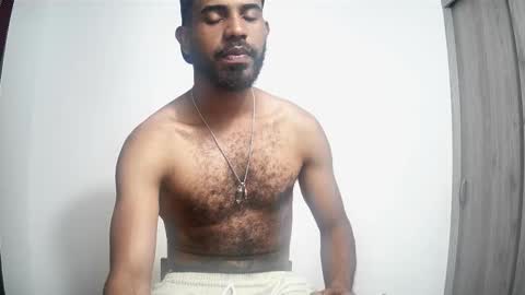 bruce_1111 online show from 12/18/25, 08:37