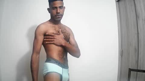 bruce_1111 online show from 12/20/25, 06:37