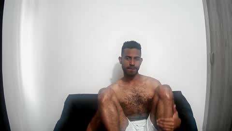 bruce_1111 online show from 03/18/26, 06:33