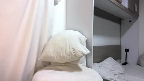 Bruce online show from 03/03/25, 02:15