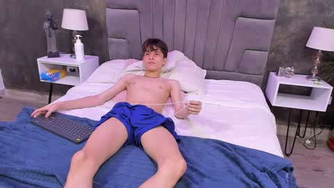 Bruce Hans online show from 02/04/25, 02:43