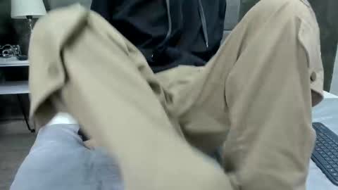 Bruce Hans online show from 10/10/25, 11:42