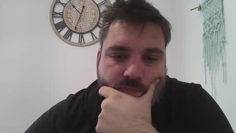 Bruce Wayne online show from 11/19/25, 09:31