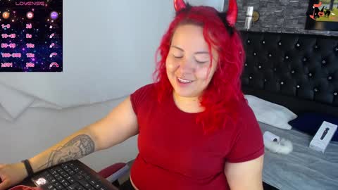 Bruja SCarlata online show from 02/04/25, 11:05