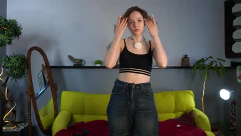 Tess online show from 05/12/26, 02:14