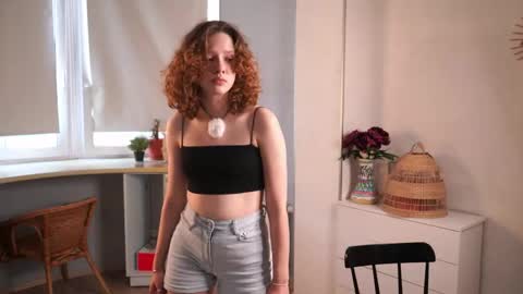 Tess online show from 05/15/26, 02:13