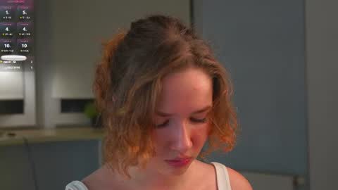 Snapshot of brunaeveritt chatting on 07/09/26, 08:46 Tess online show from 07/09/26, 08:46
