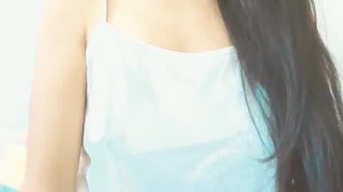 Snapshot of brunela chatting on 02/14/26, 10:01 brunela online show from 02/14/26, 10:01