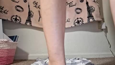 Snapshot of brunettedoll100 chatting on 09/09/25, 06:13 brunettedoll100 online show from 09/09/25, 06:13