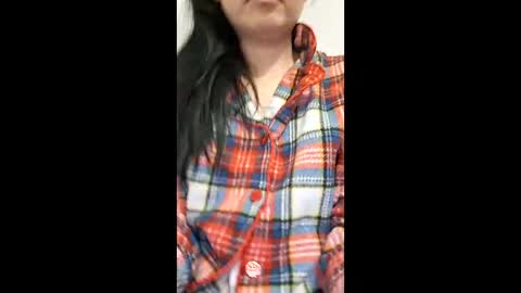 Snapshot of brunettedoll100 chatting on 12/16/25, 07:46 brunettedoll100 online show from 12/16/25, 07:46