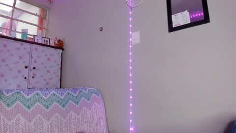 brunette online show from 09/17/25, 03:46