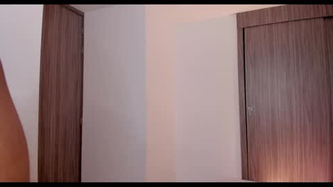 Snapshot of brunnahart chatting on 12/29/24, 08:37 online show from 12/29/24, 08:37