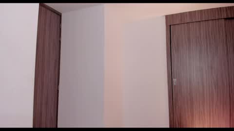 Snapshot of brunnahart chatting on 01/12/25, 10:22 online show from 01/12/25, 10:22