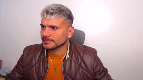 Snapshot of bruno_booss chatting on 12/21/25, 11:45 bruno_booss online show from 12/21/25, 11:45