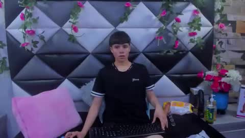 Snapshot of bruno_cruz chatting on 11/10/25, 03:05 Bruno Cruz online show from 11/10/25, 03:05